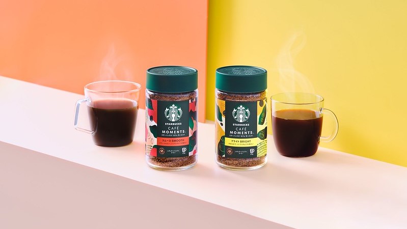 ブラックコーヒー スターバックス  カフェ モーメント 